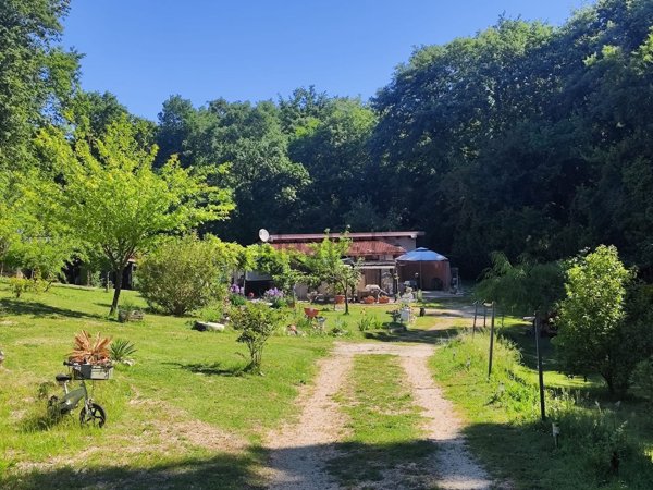 pentavano in vendita a Scandriglia
