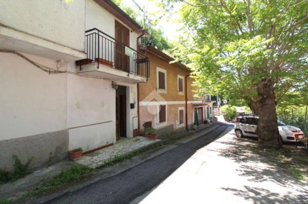 appartamento in vendita a Scandriglia
