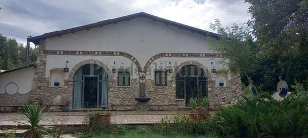 azienda agricola in vendita a Scandriglia
