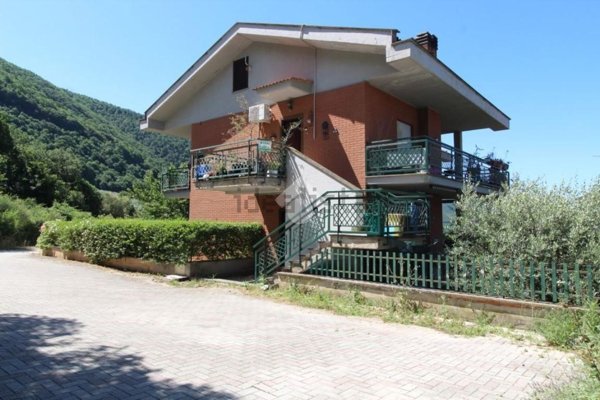 appartamento in vendita a Scandriglia