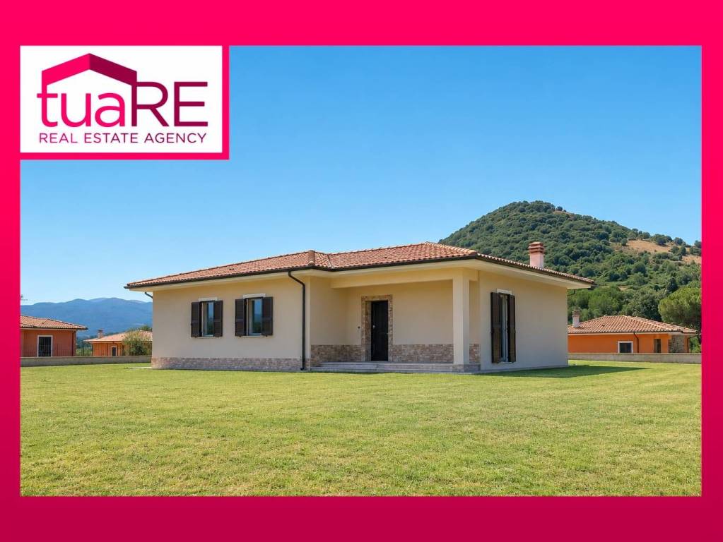 casa indipendente in vendita a Scandriglia