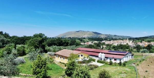 negozio in vendita a Scandriglia in zona Ponticelli