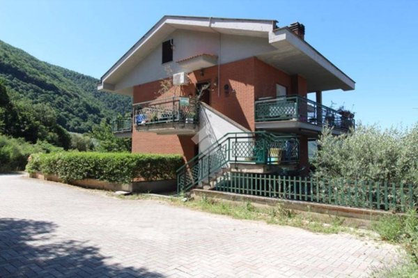 appartamento in vendita a Scandriglia