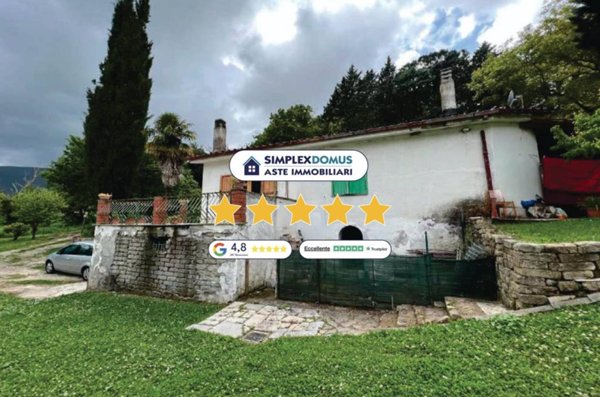 appartamento in vendita a Scandriglia in zona Ponticelli