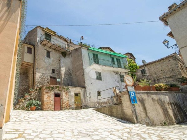 casa indipendente in vendita a Selci