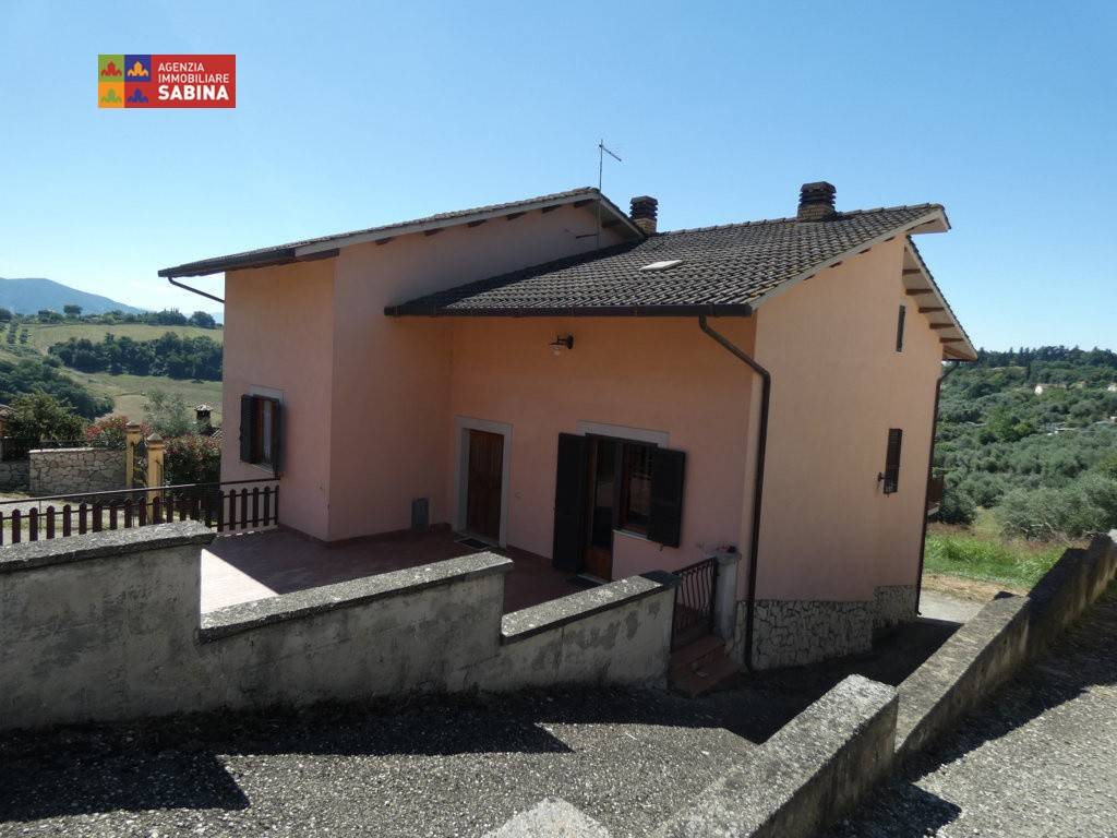 casa indipendente in vendita a Selci
