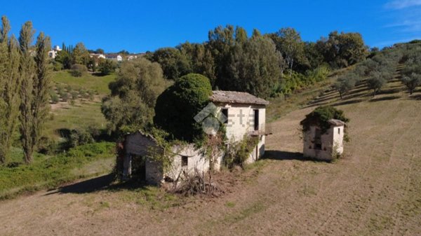 casa indipendente in vendita a Selci