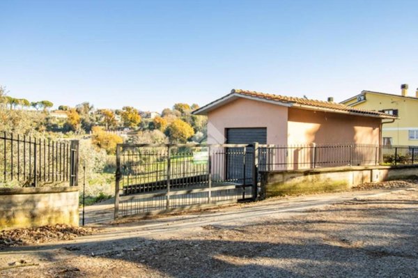 locale di sgombero in vendita a Stimigliano
