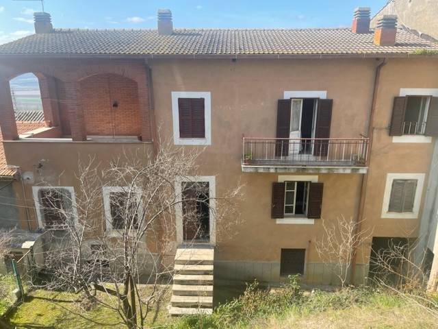 casa indipendente in vendita a Stimigliano