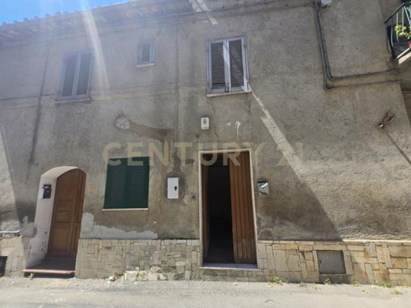 casa indipendente in vendita a Stimigliano
