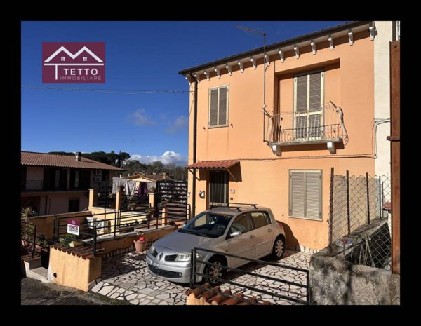 casa indipendente in vendita a Stimigliano