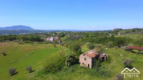 casa indipendente in vendita a Tarano in zona San Polo