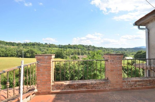 casa semindipendente in vendita a Tarano in zona Baracche di San Polo