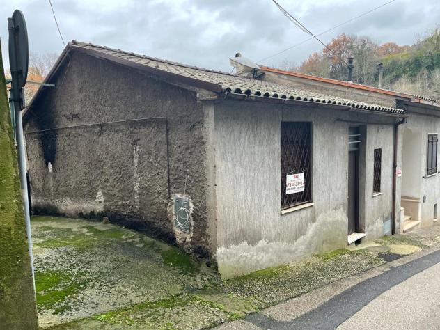 appartamento in vendita a Tarano