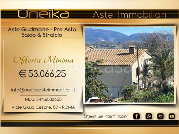 casa indipendente in vendita a Tarano