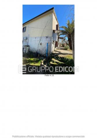 casa indipendente in vendita a Tarano in zona Baracche di San Polo