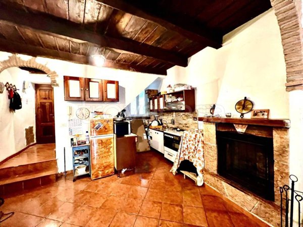 appartamento in vendita a Tarano in zona San Polo