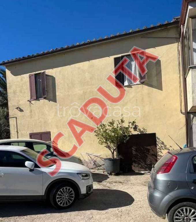 casa indipendente in vendita a Tarano in zona Baracche di San Polo