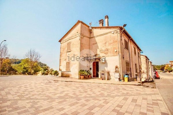 appartamento in vendita a Tarano in zona Baracche di San Polo