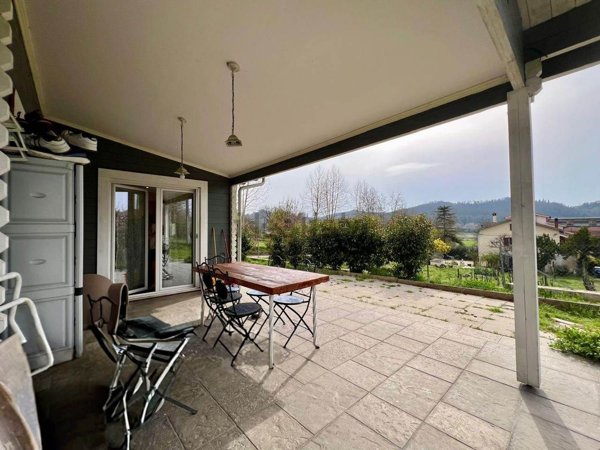 casa indipendente in vendita a Tarano