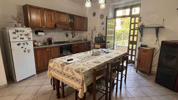 appartamento in vendita a Tarano in zona Baracche di San Polo
