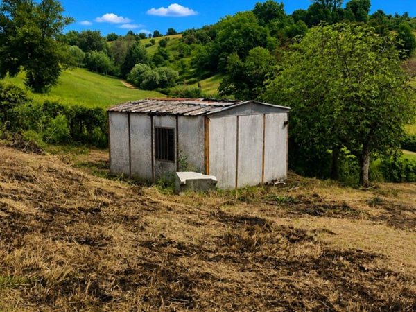 casa indipendente in vendita a Tarano in zona San Polo