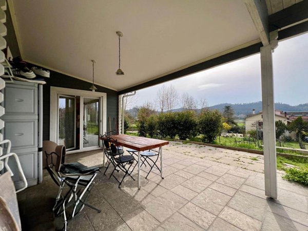 casa indipendente in vendita a Tarano
