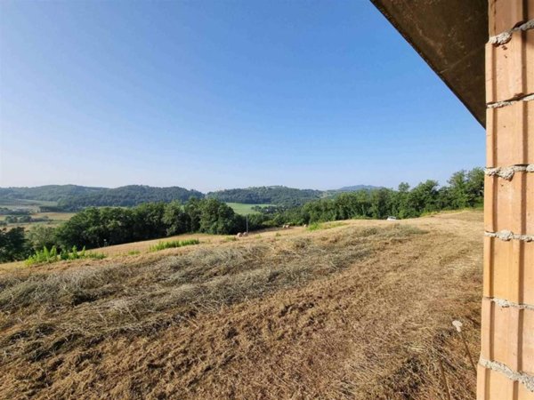 casa indipendente in vendita a Tarano