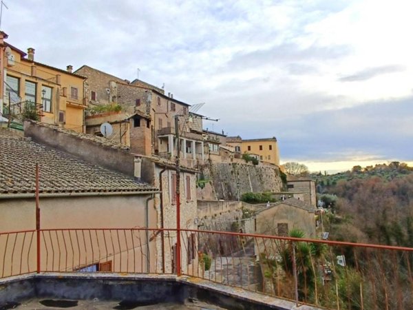 casa indipendente in vendita a Tarano