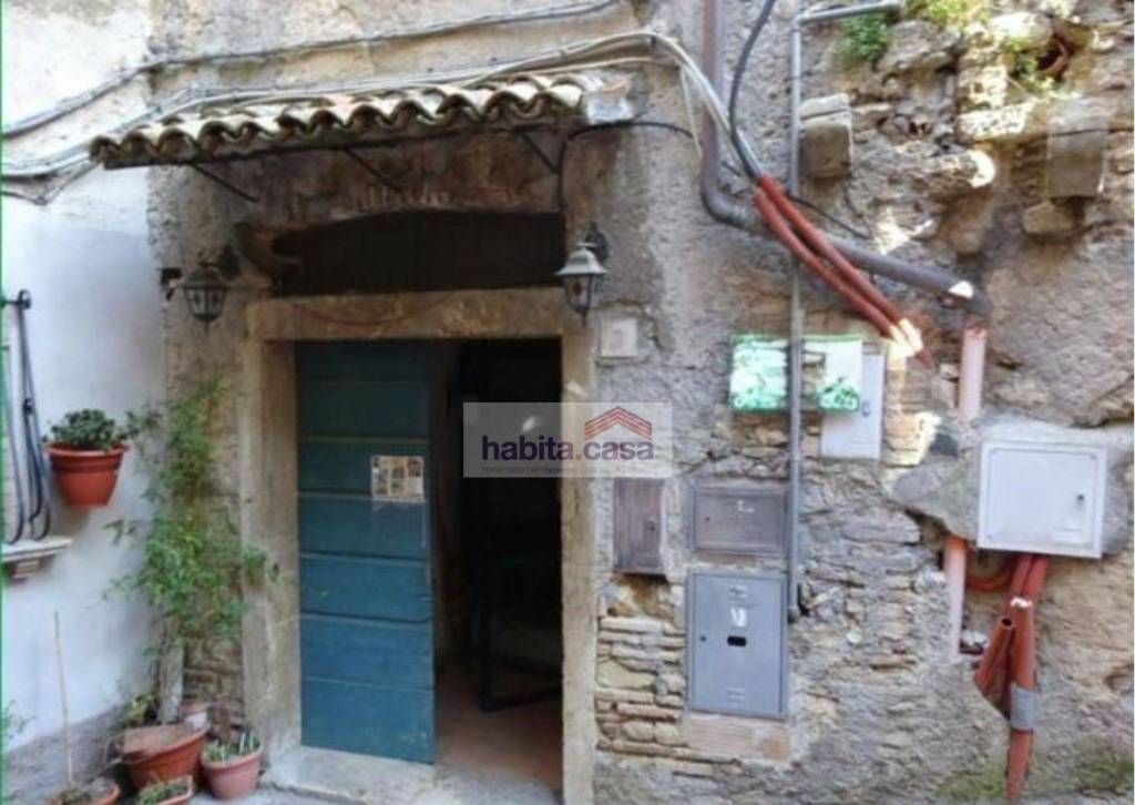 trivano in vendita a Toffia