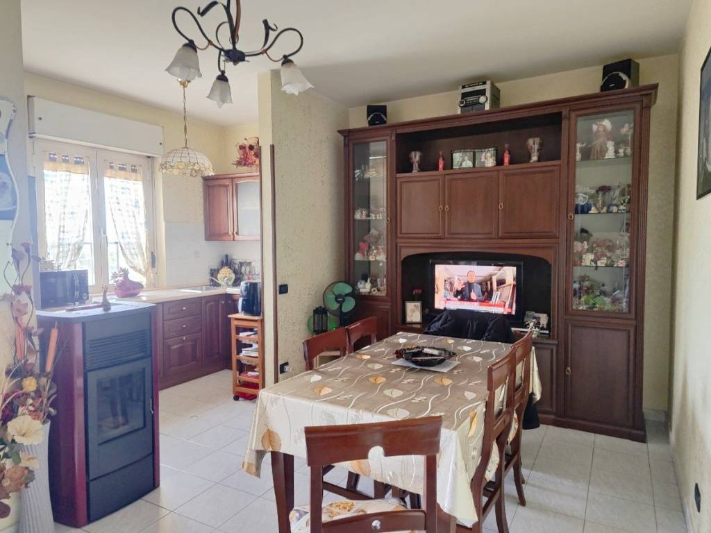 appartamento in vendita a Toffia