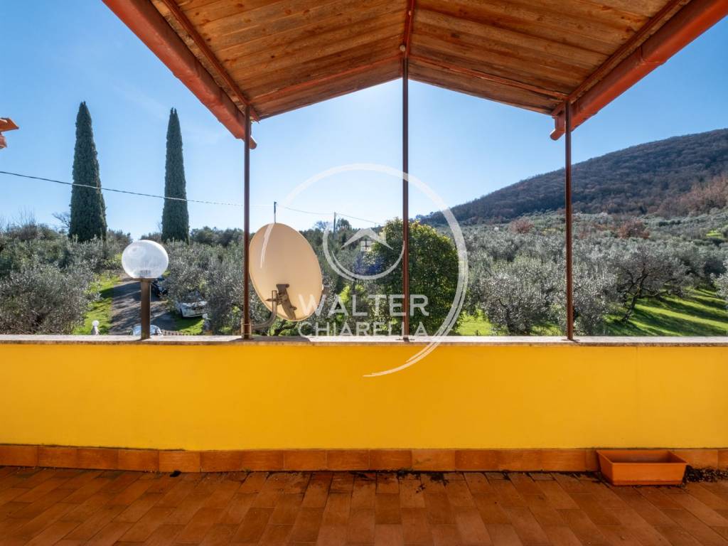 casa indipendente in vendita a Toffia
