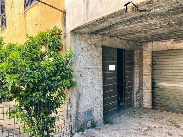 appartamento in vendita a Toffia