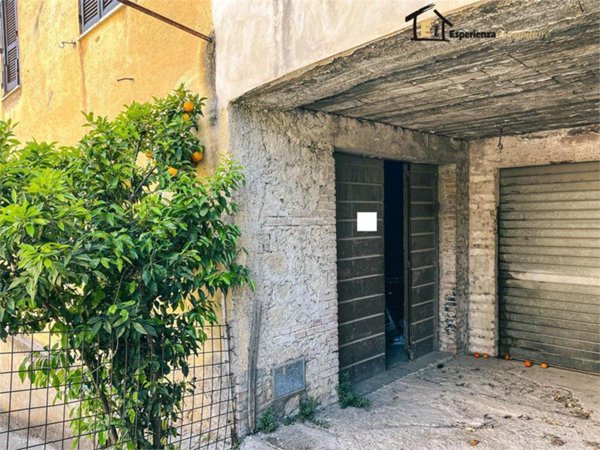 appartamento in vendita a Toffia