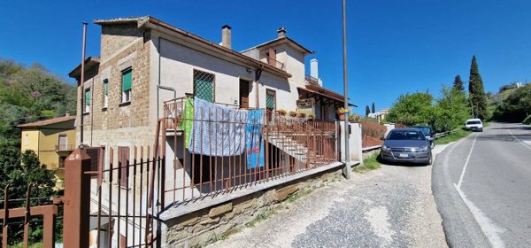 appartamento in vendita a Toffia