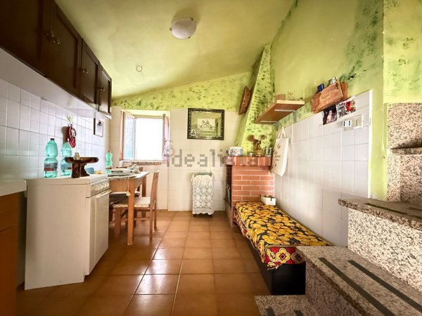 appartamento in vendita a Torricella in Sabina in zona Oliveto