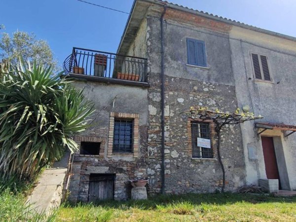 appartamento in vendita a Torricella in Sabina in zona Ornaro