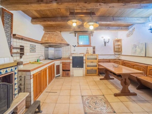 casa indipendente in vendita a Torricella in Sabina in zona Vallicelli