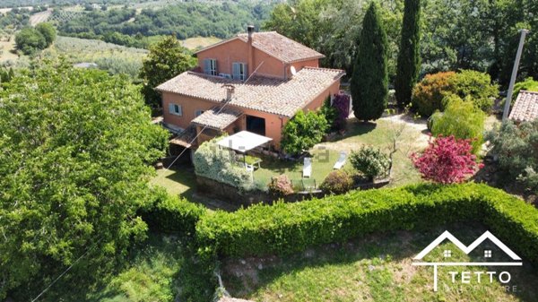 casa indipendente in vendita a Torri in Sabina