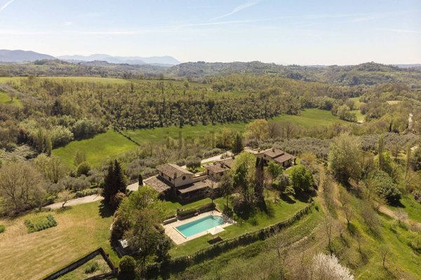 casa indipendente in vendita a Torri in Sabina