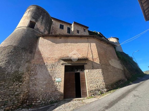 negozio in vendita a Torri in Sabina