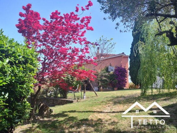 casa indipendente in vendita a Torri in Sabina