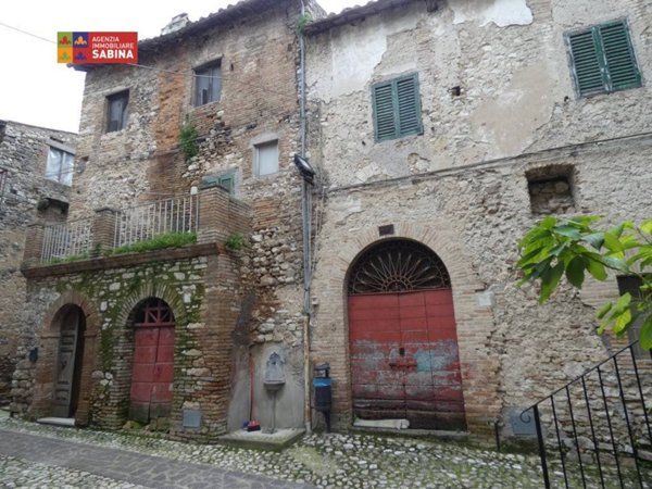 appartamento in vendita a Torri in Sabina