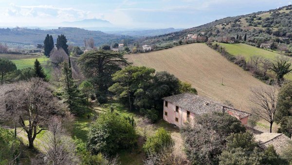 casa indipendente in vendita a Torri in Sabina