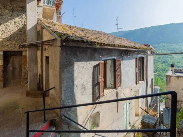 appartamento in vendita a Turania