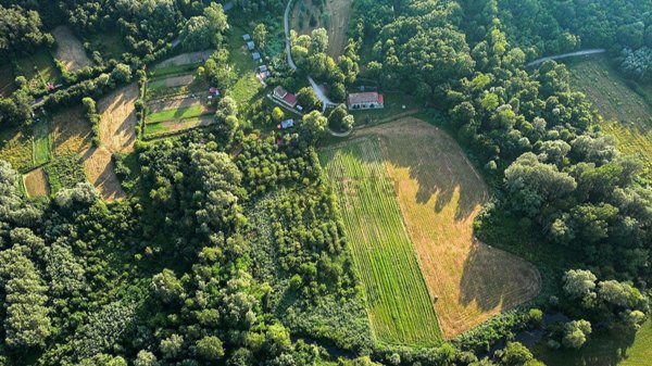 casale in vendita a Turania