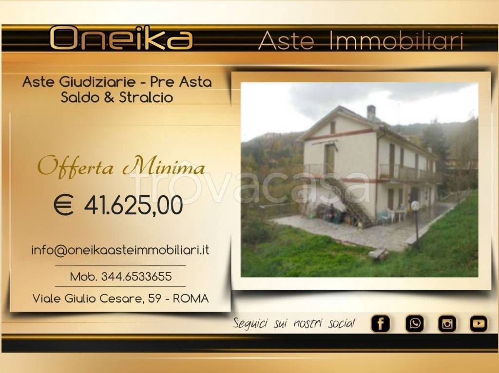 casa indipendente in vendita a Turania