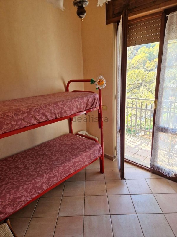 appartamento in vendita a Turania