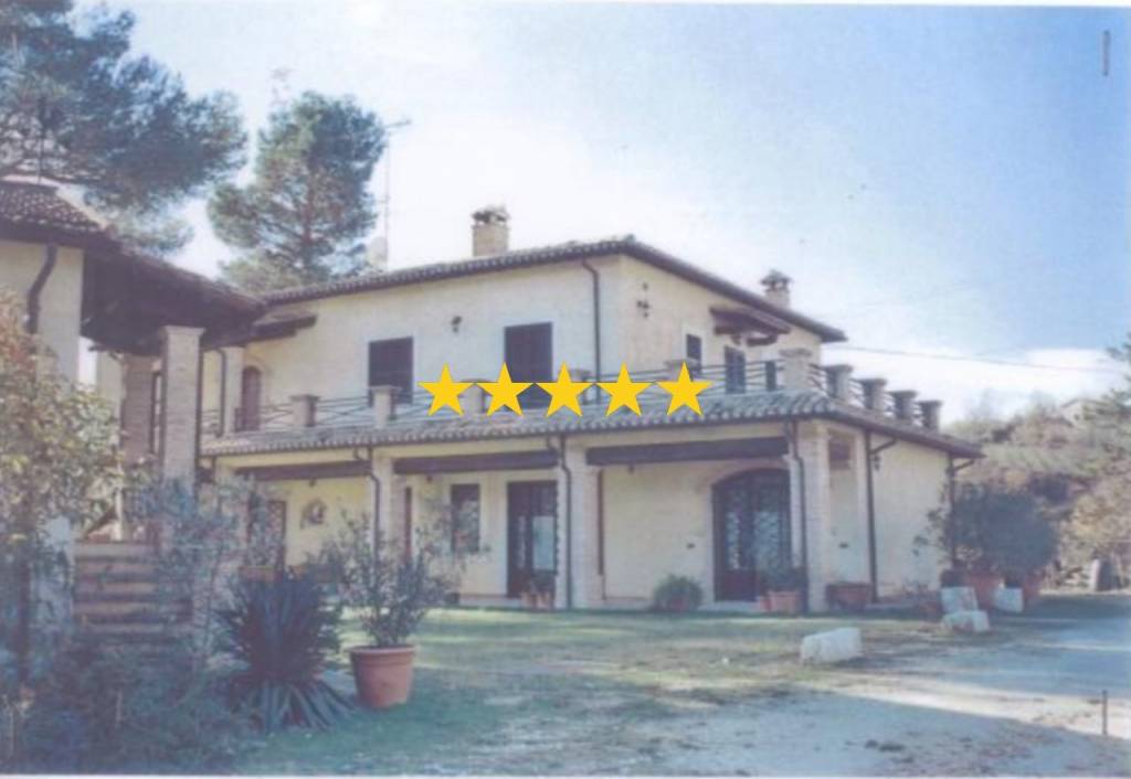 casa indipendente in vendita a Vacone