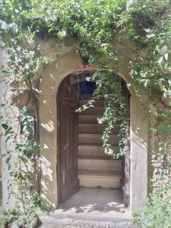 casa indipendente in vendita a Varco Sabino